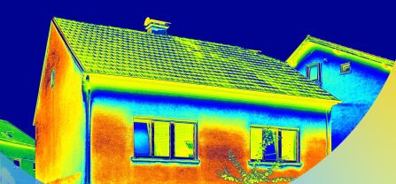 INVEST Wärmewende Header, Wärmebild von einem Einfamilienhaus