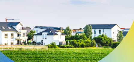 INVEST, Panorama einer modernen Einfamilienhaussiedlung
